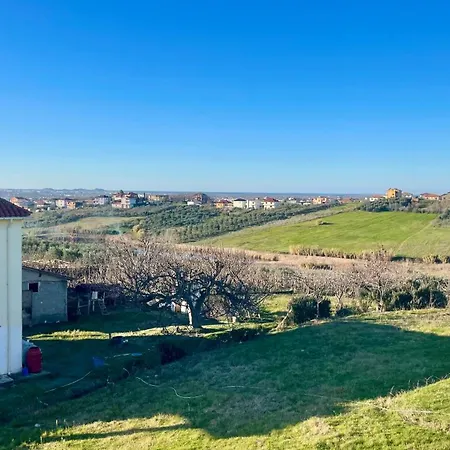 Authentic Sea & Mountain View House & Wood-sauna *