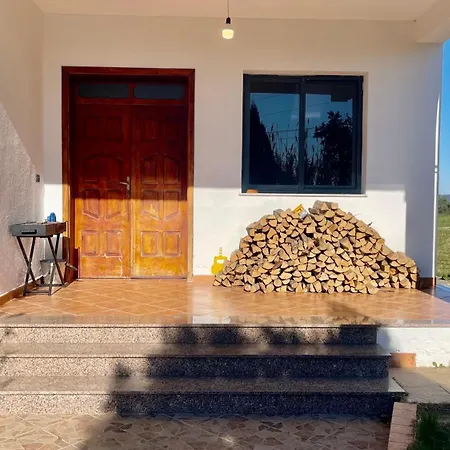 Authentic Sea & Mountain View House & Wood-sauna * Shijak