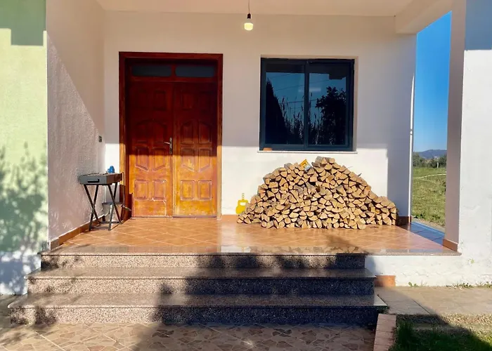 Authentic Sea & Mountain View House & Wood-sauna * Shijak